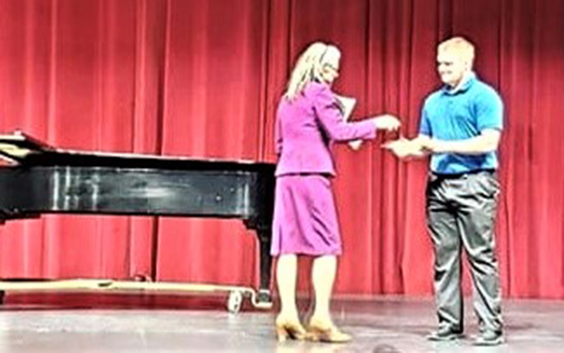 Read more about SFCC student Nathan Hedglin places third in vocal competition